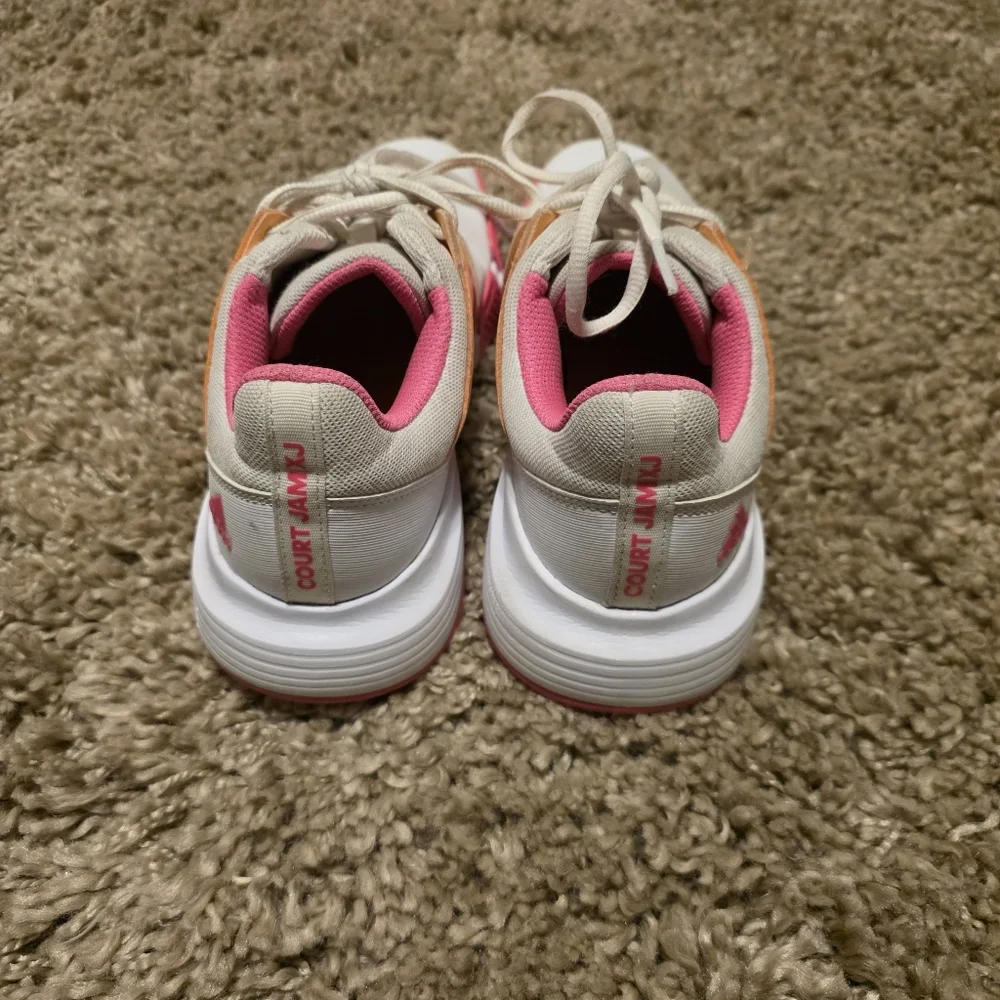 Adidas CourtJam xJ Tennis- Cloud white/Screaming pink/Acid orange - Kids Sz 4 - Picture 6 of 8